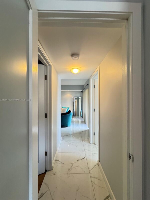 Building Photo - 1 Fontainebleau Blvd