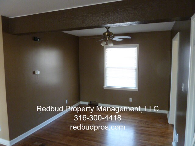 Foto del edificio - 2147 S Parkwood Ln