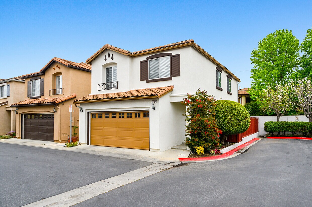 Primary Photo - 14484 Arbor Ln