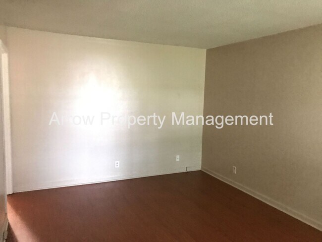 Foto del edificio - Great 2 Bed 2 Bath Home Minutes from MTSU!