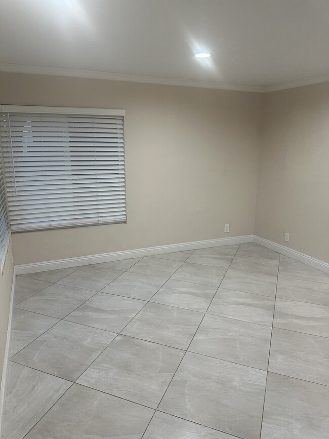 Foto del edificio - 1102 S Citron St