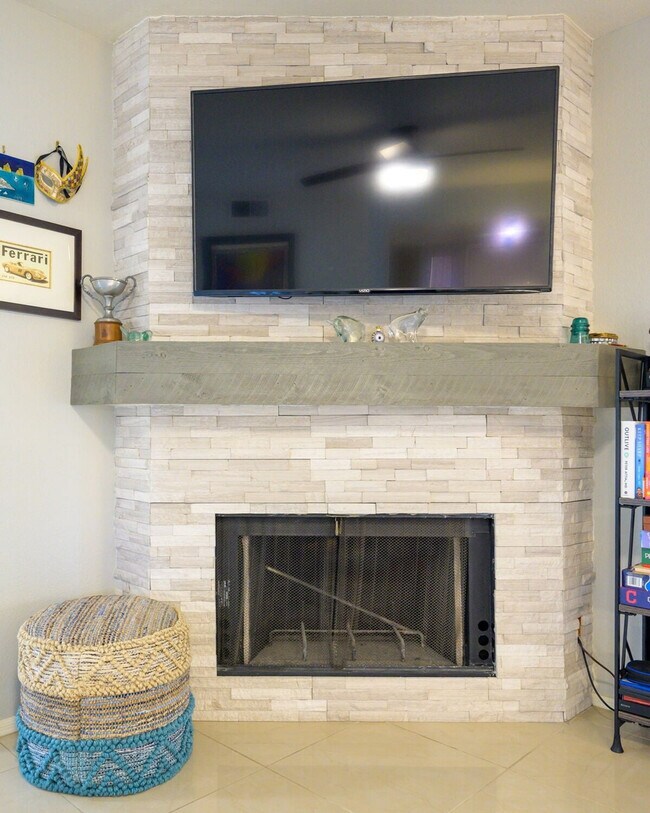 Foto del edificio - 9775 N 94th Pl