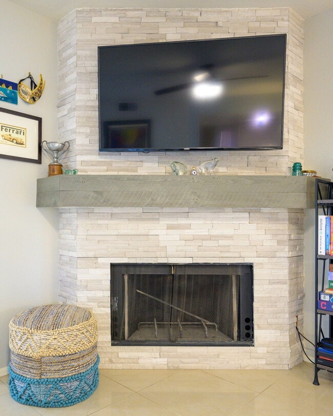 Building Photo - 9775 N 94th Pl