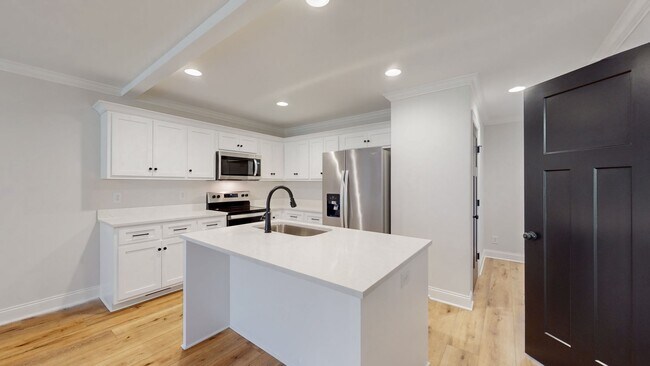 Foto del edificio - 232 Twin Cove Dr