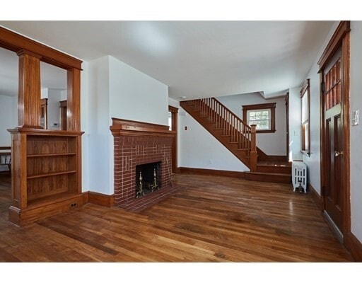 Primary Photo - 11 Elinor Rd