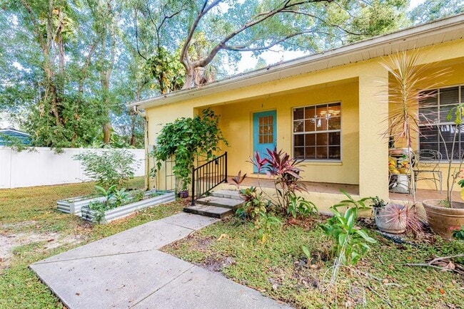 Building Photo - 406 S Bayview Blvd