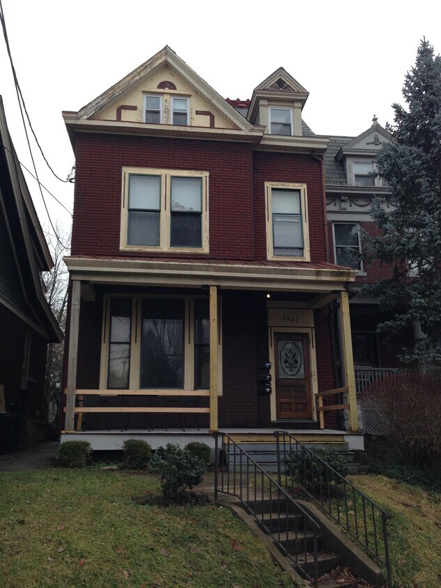 2462 Fairview Ave Unit 3, Cincinnati, OH 45219 Apartment for Rent in