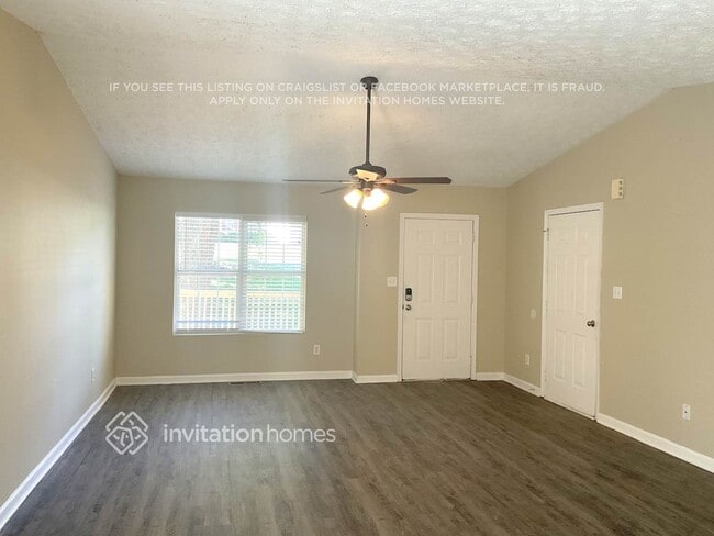 Building Photo - 5245 Hillcrest Glenn Dr