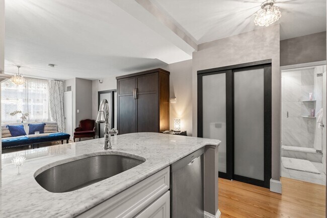 Foto del edificio - 42 8th St