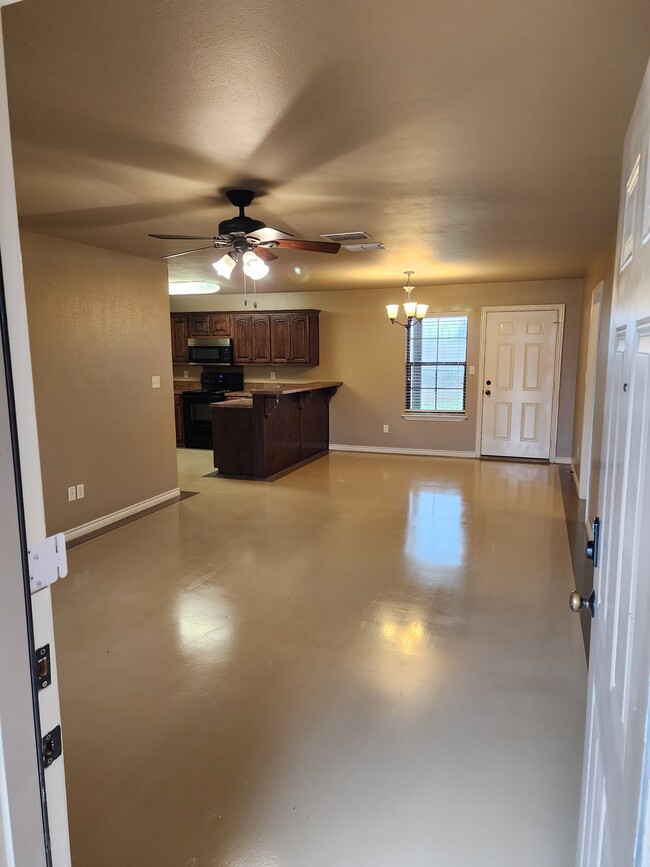 Foto del edificio - 13380 Country Meadow Ln