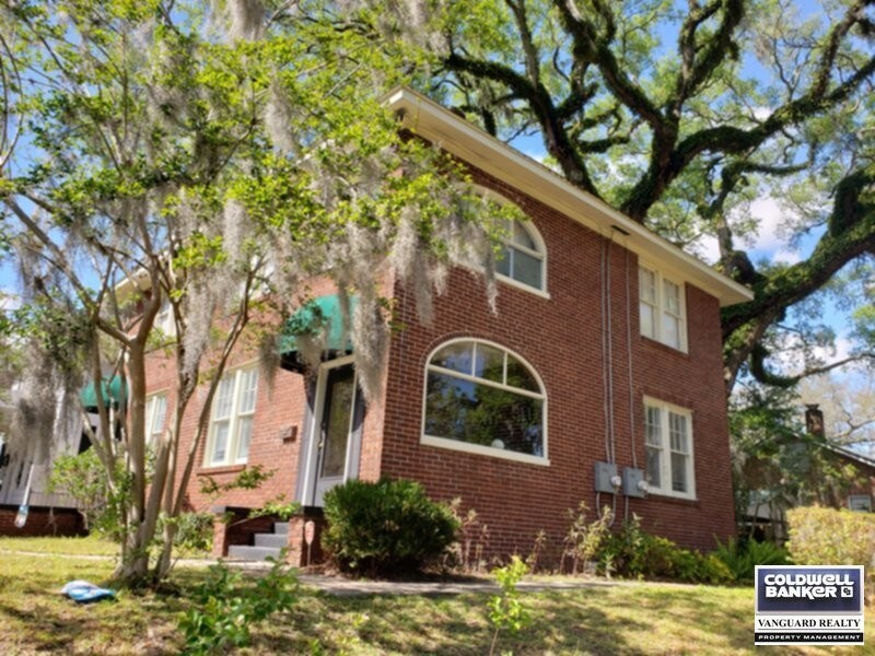 Building Photo - 1763 Canterbury St