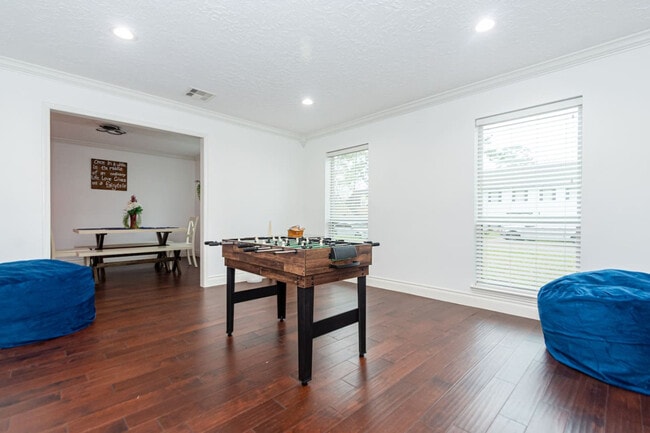 Building Photo - 1423 Sweet Grass Trail