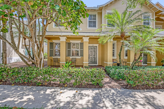 Foto del edificio - 339 E Bay Cedar Cir