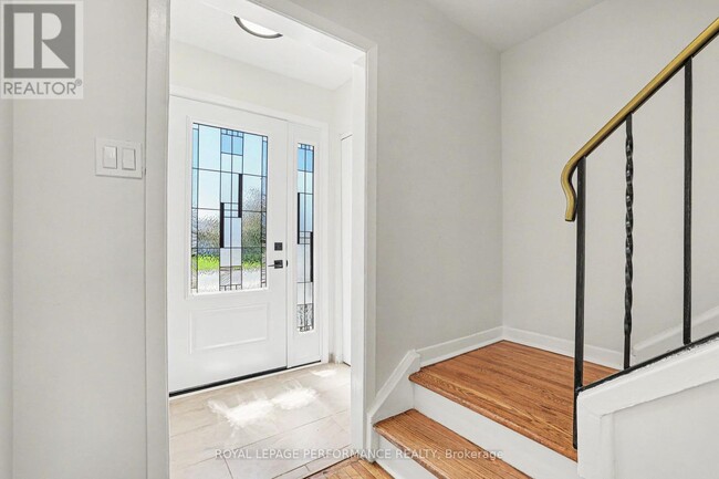 Building Photo - 29 Aldercrest Dr
