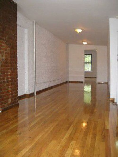 Primary Photo - 334 E 10th St