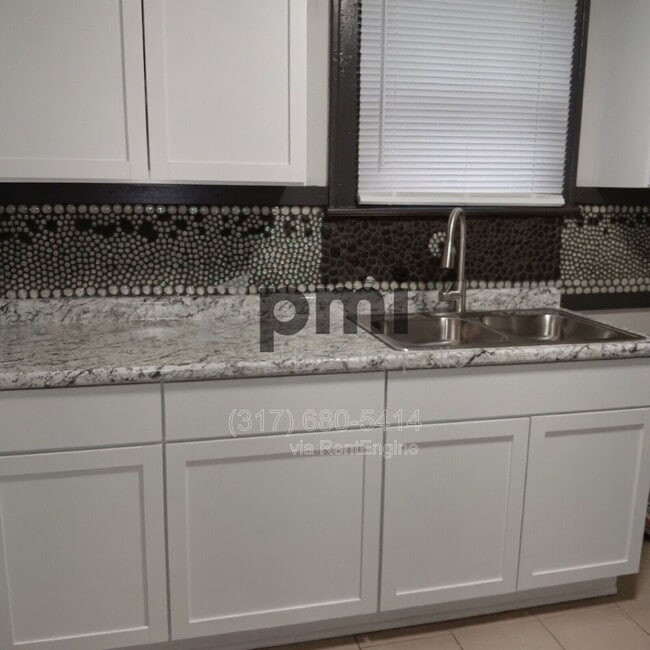 Photo - 1619 S Randolph St House