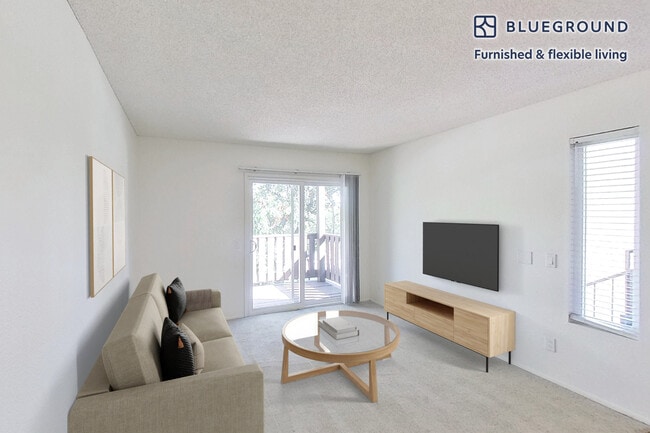 Foto del edificio - 823 Nordahl Rd