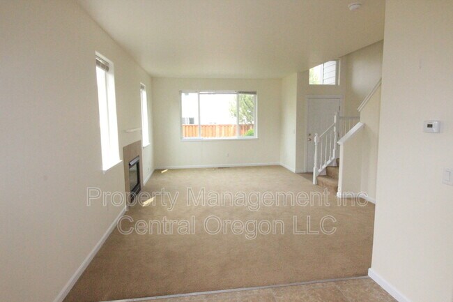 Foto del edificio - 2524 SW Cascade Mountain Ln