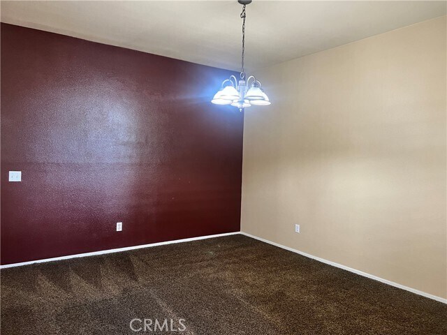 Foto del edificio - 13211 Mammoth St