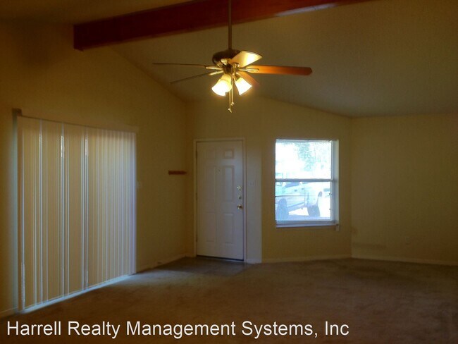 Building Photo - 2 br, 2 bath House - 1617 Breezy