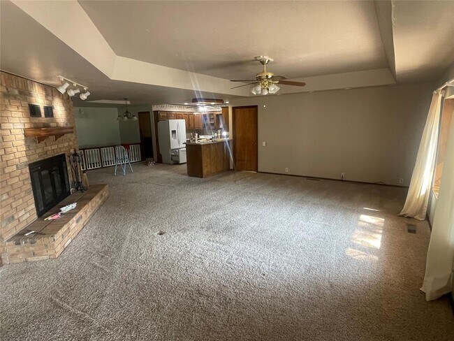Foto del edificio - 1225 N Terrace Dr