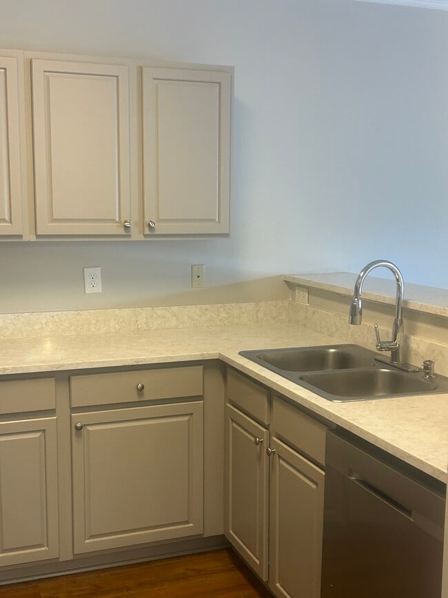 Photo - 282 Azalea Cir Townhome