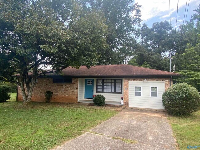 Foto del edificio - 4213 Eastland Dr NW