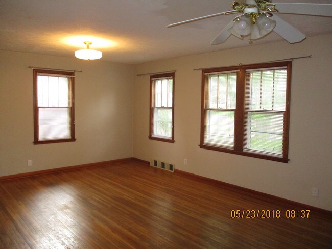 Living Room - 1311 3rd St