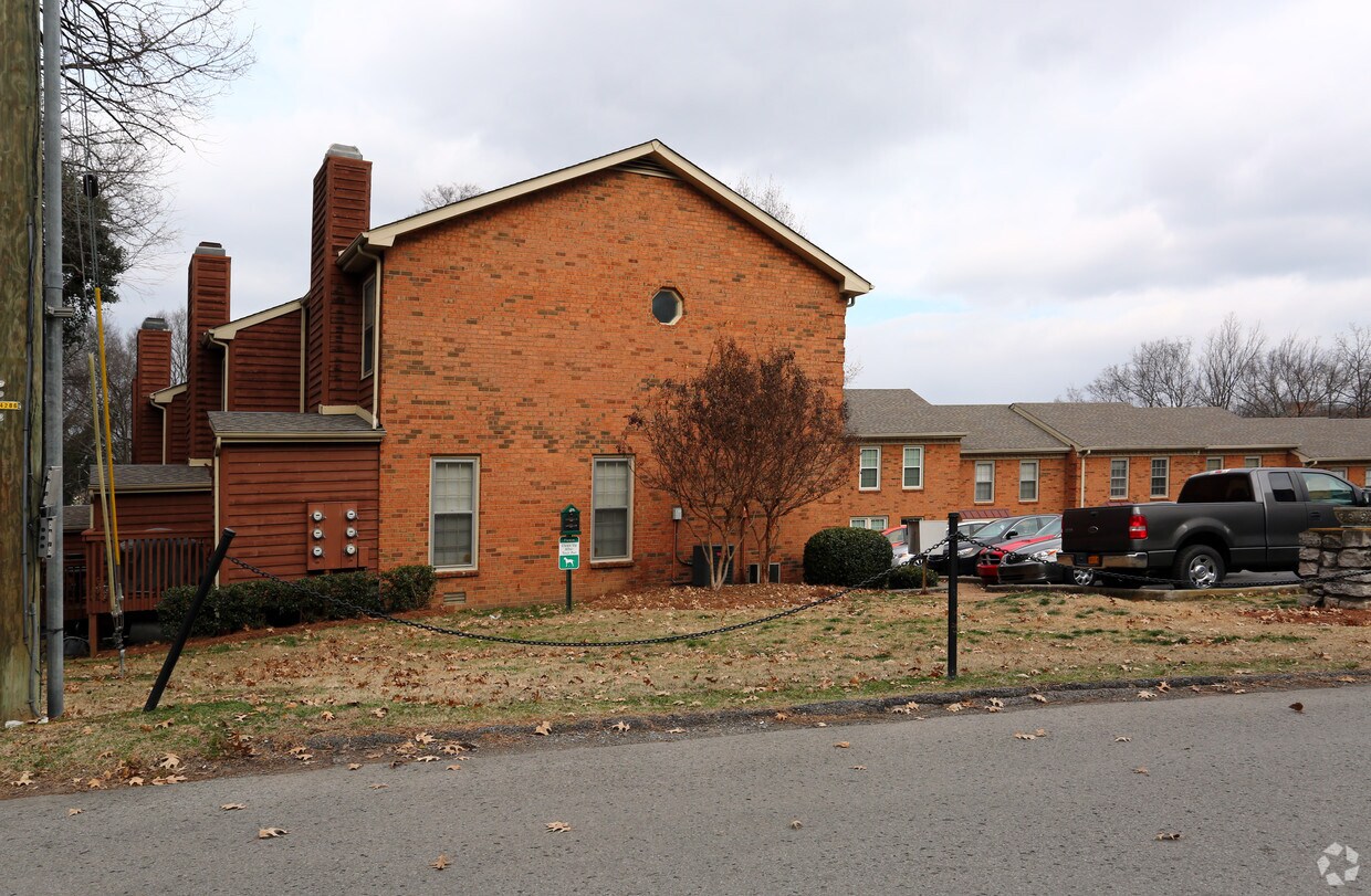 Foto del edificio - 3110 West End Cir