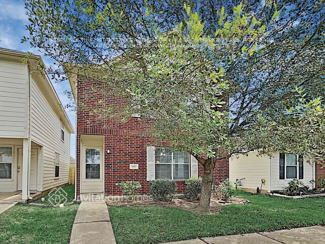 Primary Photo - 6424 Mountain Pines Ln