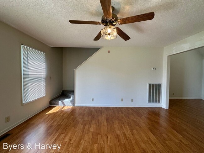 Building Photo - 3 br, 2 bath House - 262 Kathleen Court