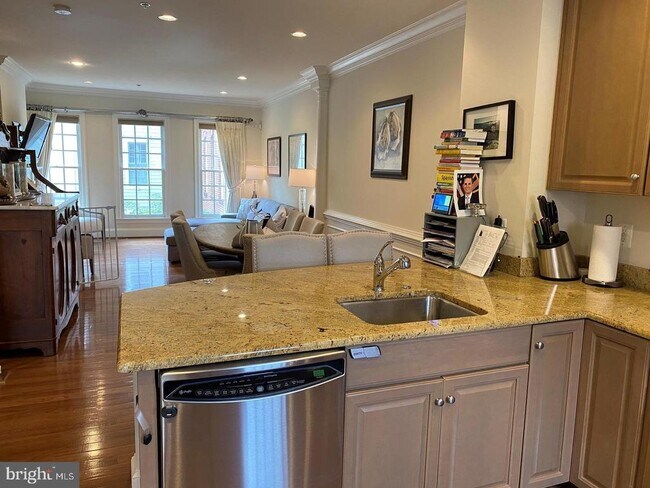 Foto del edificio - 1828 Potomac Greens Dr