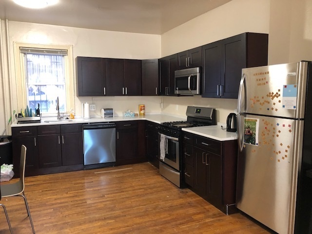 Kitchen - 3917 Baltimore Ave