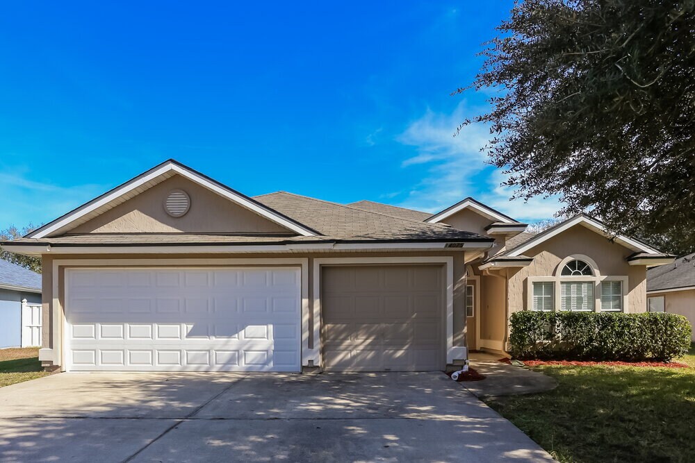 Foto principal - 14075 Golden Eagle Dr