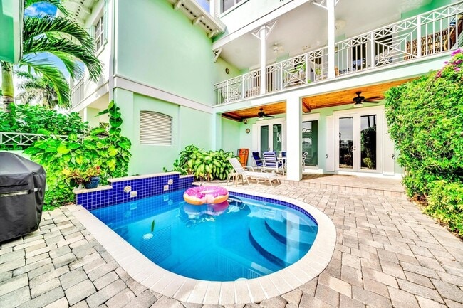 Photo - 138 Marine Way Townhome