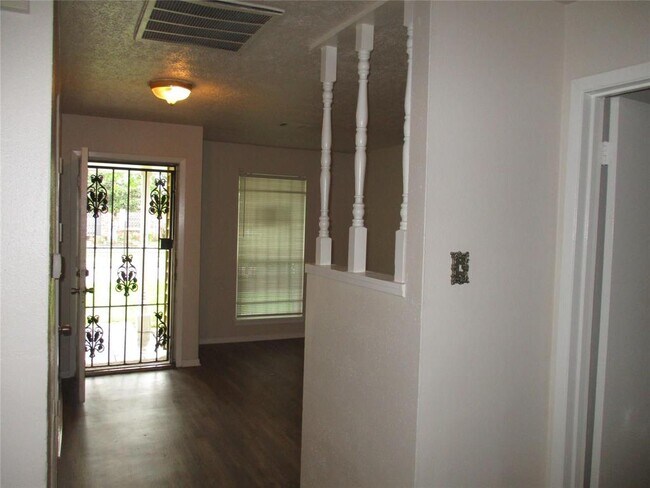 Foto del edificio - 12710 S Coast Dr