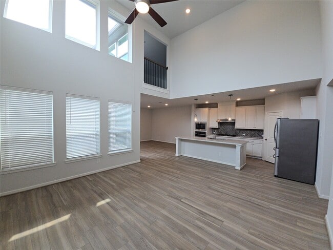 Foto del edificio - 9227 Dearborn Knoll Dr
