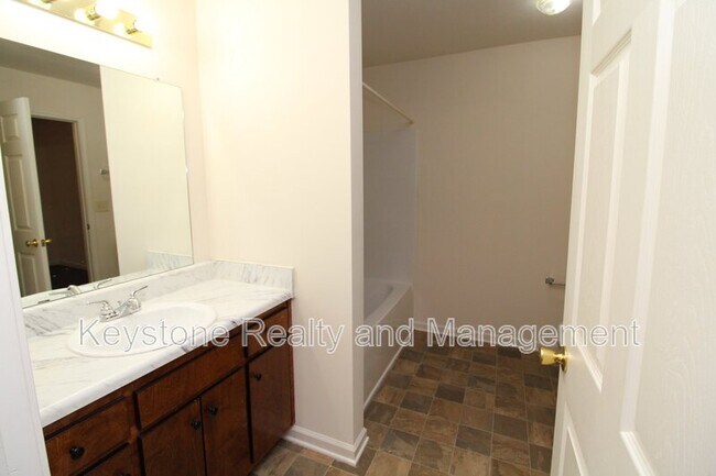 Building Photo - 531-A Peachers Ridge Road