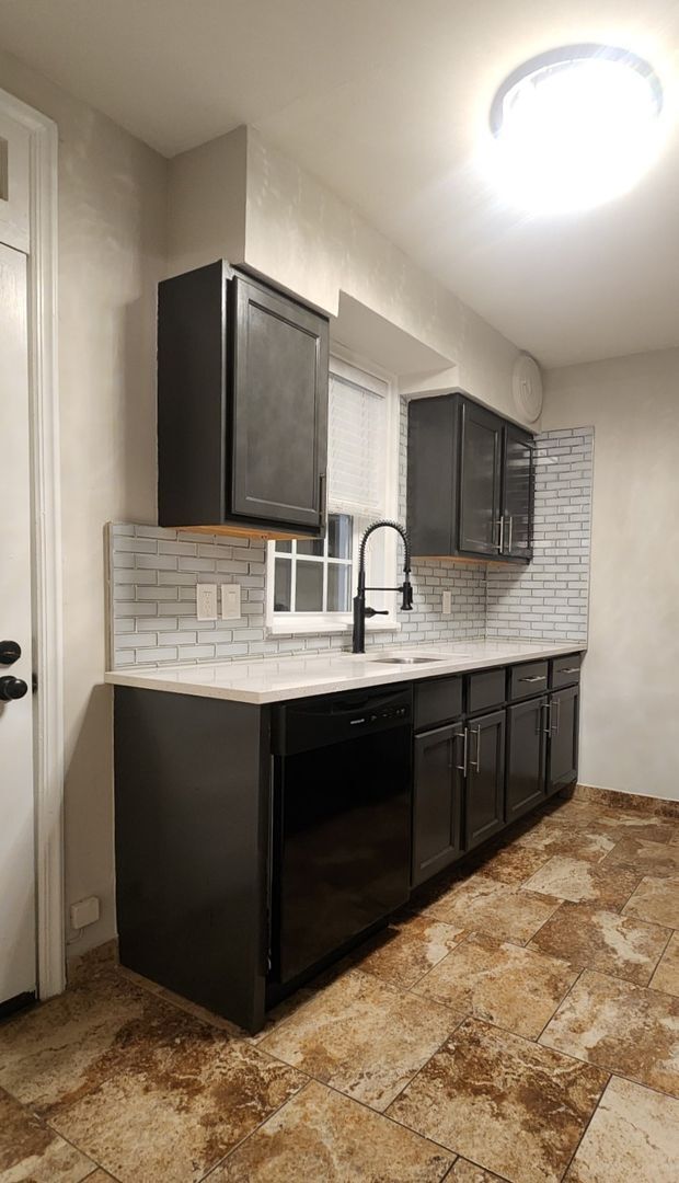 Foto del edificio - ***Dogtown***Beautiful Two Bedroom Available Soon!***In Unit Washer and Dryer