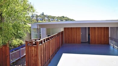 Building Photo - 1554 Winding Way