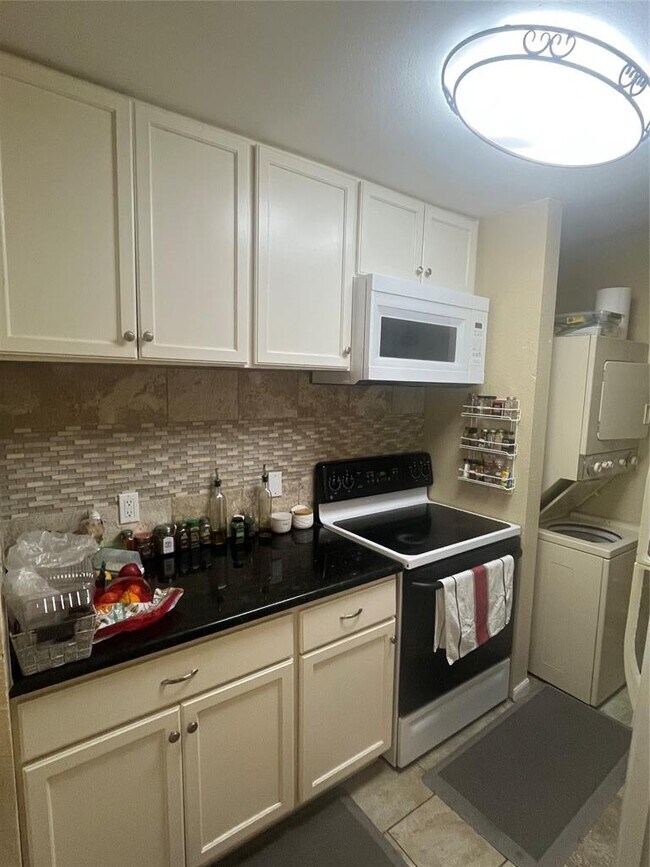 Foto del edificio - 712 W 21st St