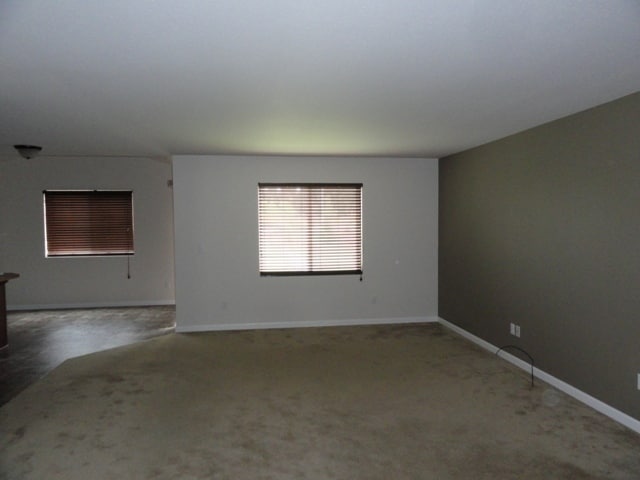 Building Photo - Newer 3 Bedroom 2 Bath Home in Tacoma