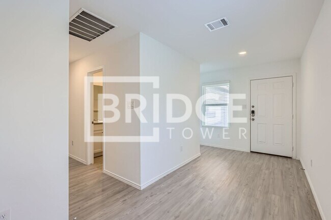 Foto del edificio - 5326 Hornbeck Hts