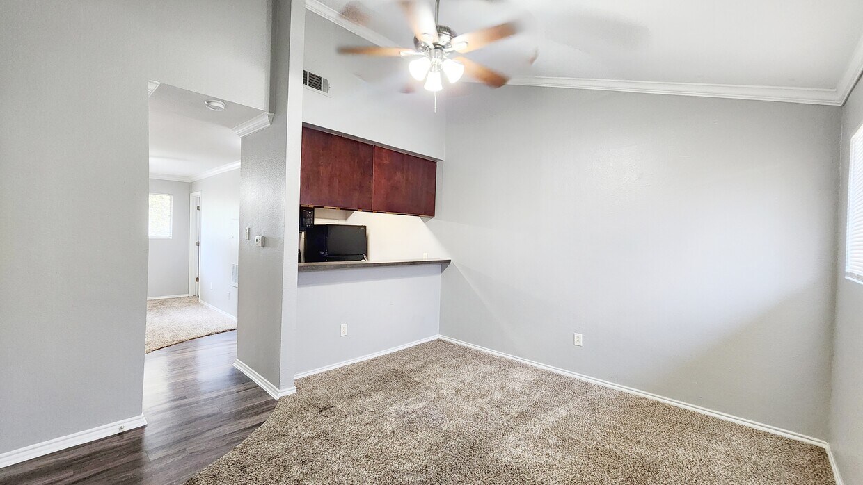Primary Photo - Studio in the 78704