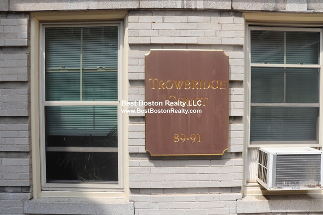 Building Photo - 89 Trowbridge St