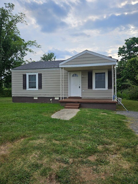 Primary Photo - 308 Mt Lebanon Rd