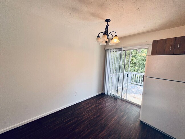 Building Photo - 1503 Ramsgate Ln