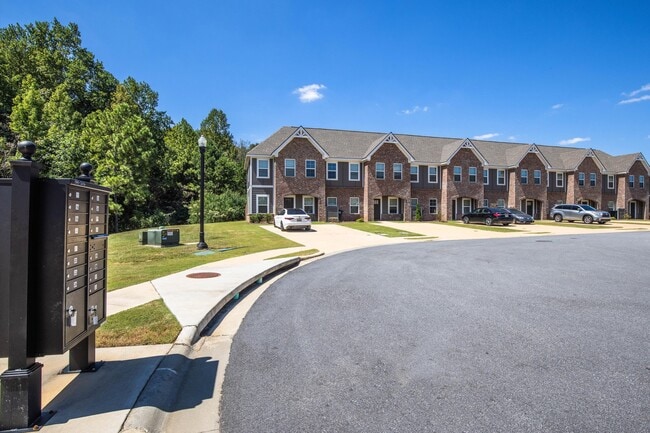 Building Photo - Legends Townhomes