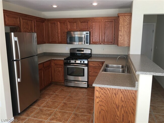 Foto del edificio - 9933 Carrizo Springs Ave