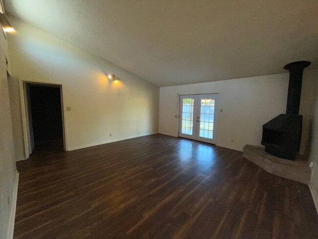 Building Photo - 3626 San Blas Dr